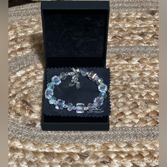 Lady Colour Elegant Crystal Bracelet - Picture 4 of 6
